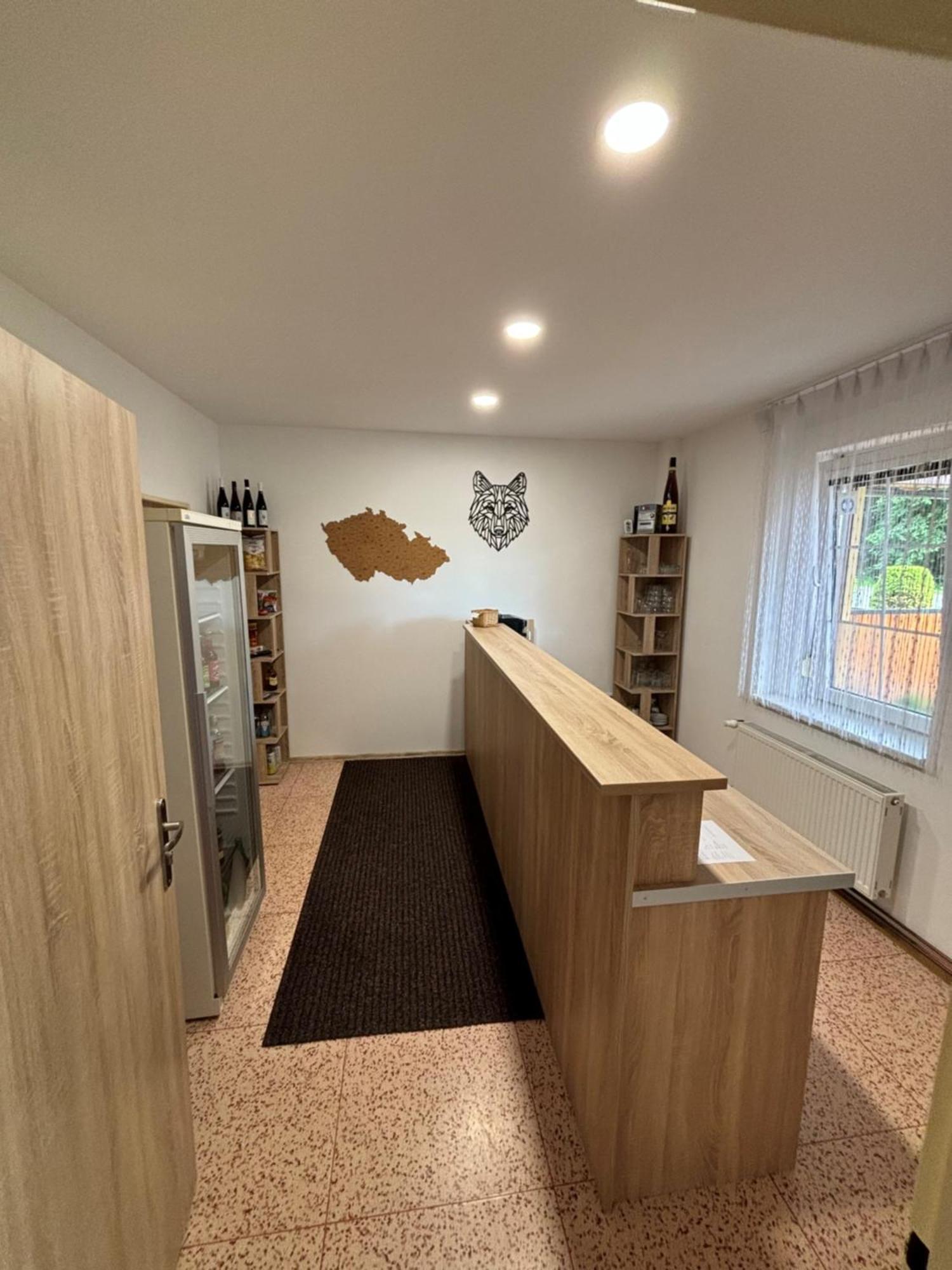 Penzion A Autokemp Wolf Česká Skalice Buitenkant foto