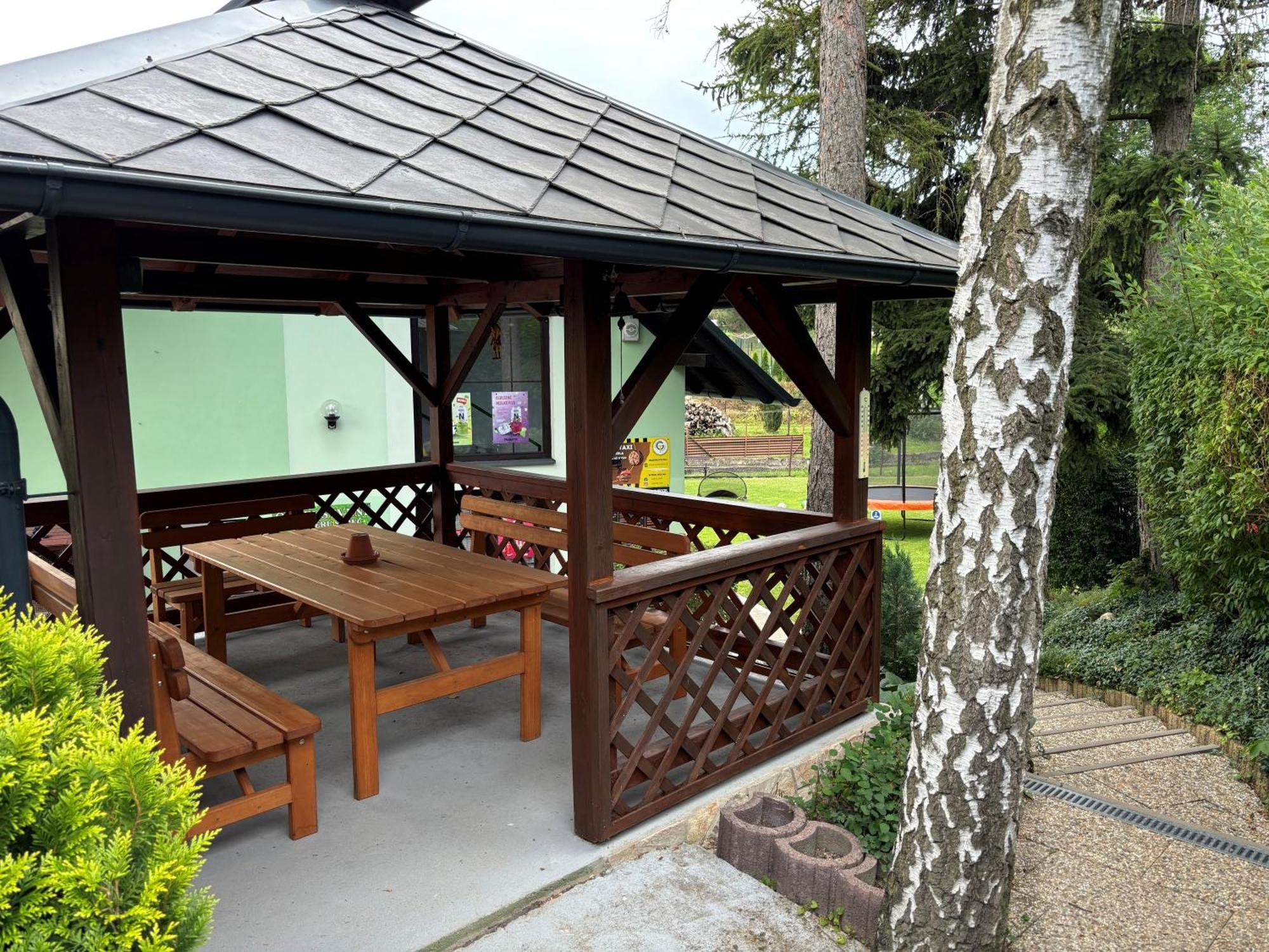 Penzion A Autokemp Wolf Česká Skalice Buitenkant foto